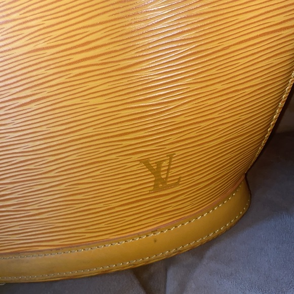 EPI LV WITH MATCHING WALLET - Picture 9 of 16